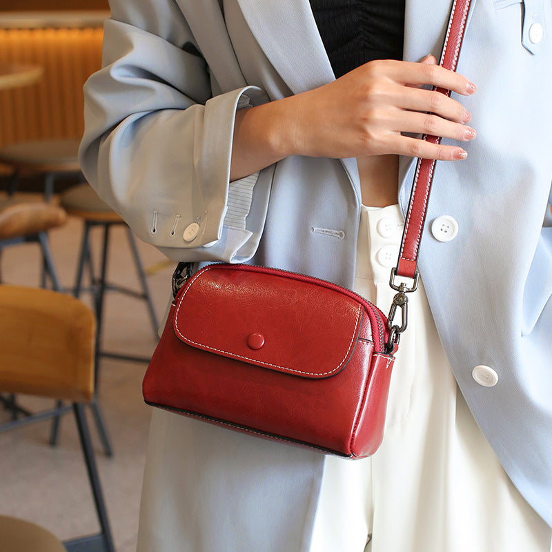 Sac à Bandoulière Compact en Cuir Glacé