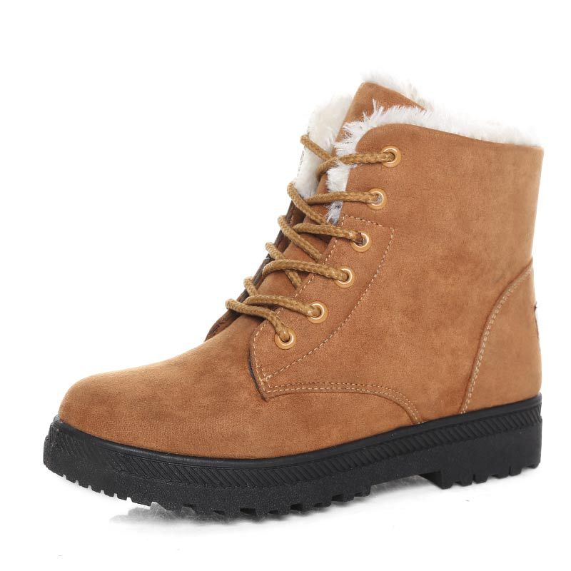 Bottines chaudes et moelleuses à la cheville.