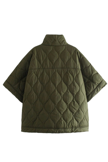 Manteau court matelassé à col montant