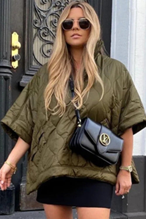 Manteau court matelassé à col montant