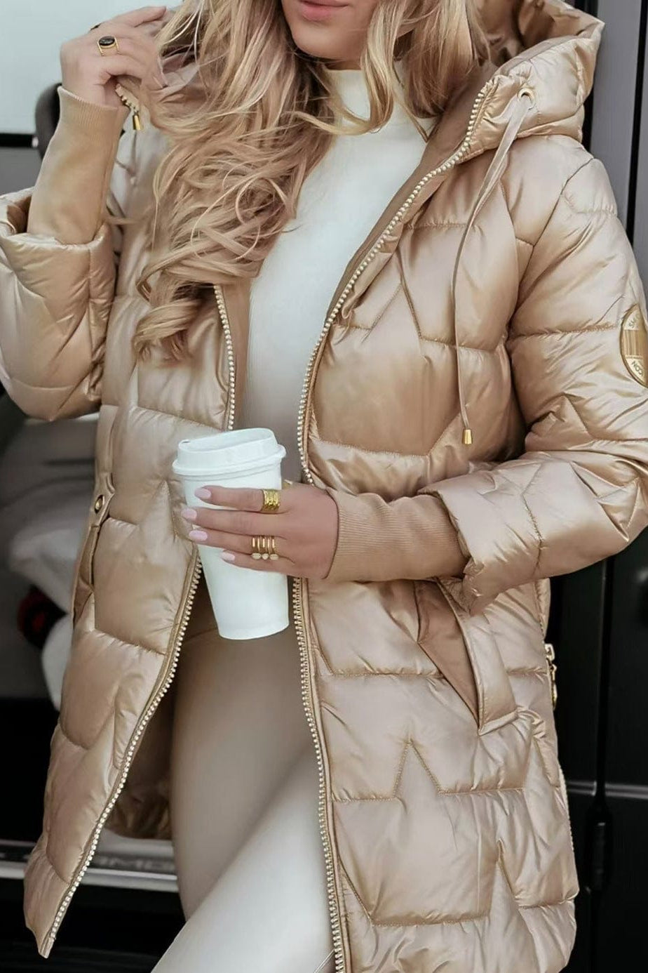 Manteau Puffer Satiné à Capuche